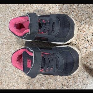 Nike Kids Navy and Pink Sneakers